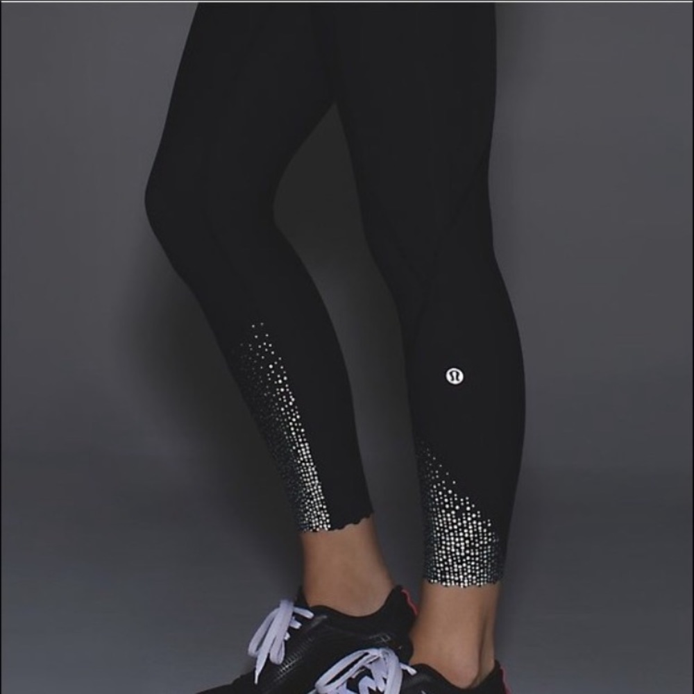 Lululemon Tight Stuff Tight (Reflective) Size 8